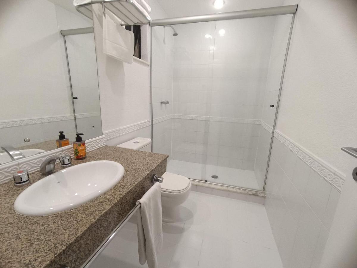 Apto-Flat Excelente Localizacao Centro-Batel - Somente Familiares Curitiba Eksteriør bilde