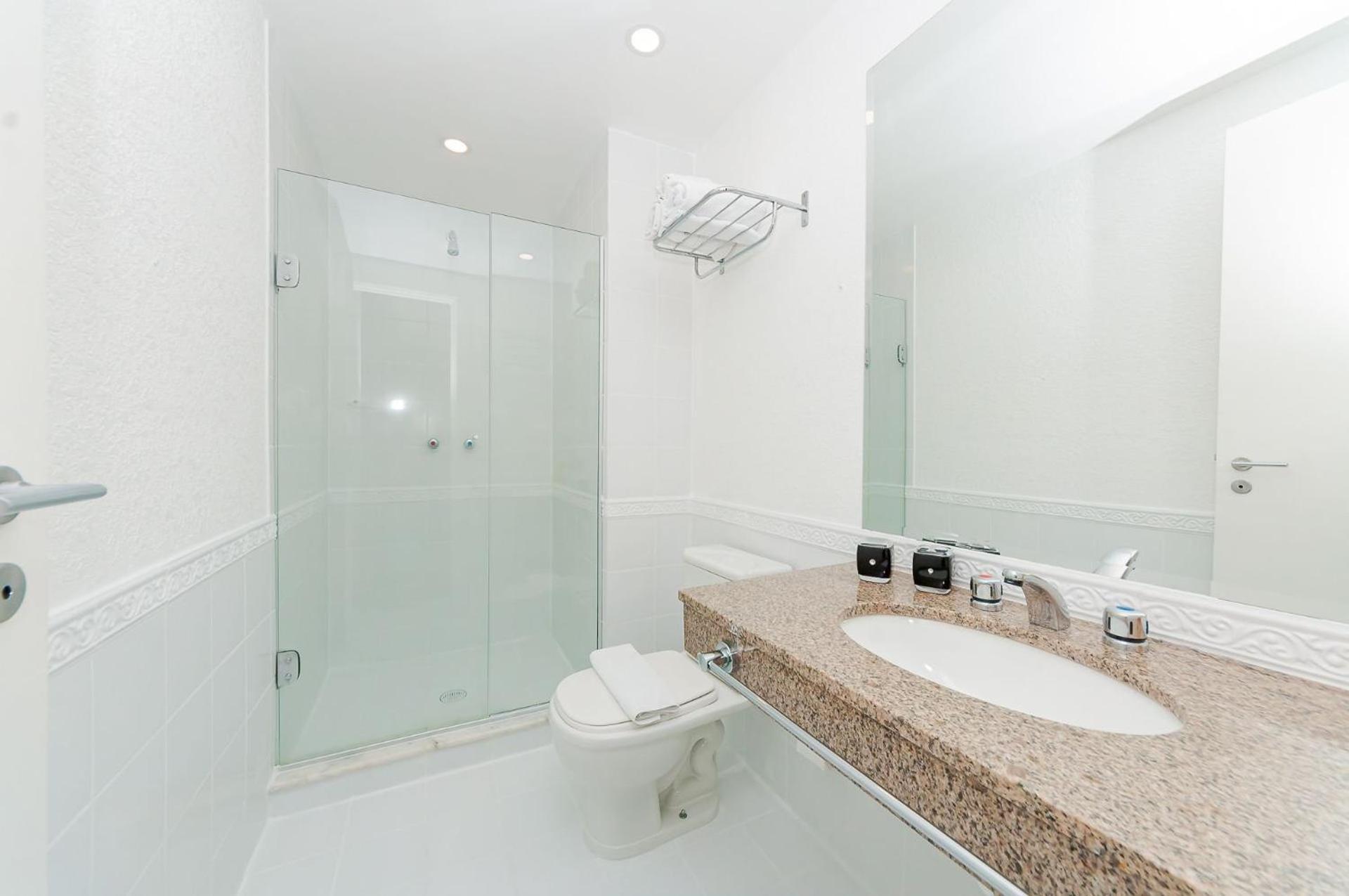 Apto-Flat Excelente Localizacao Centro-Batel - Somente Familiares Curitiba Eksteriør bilde