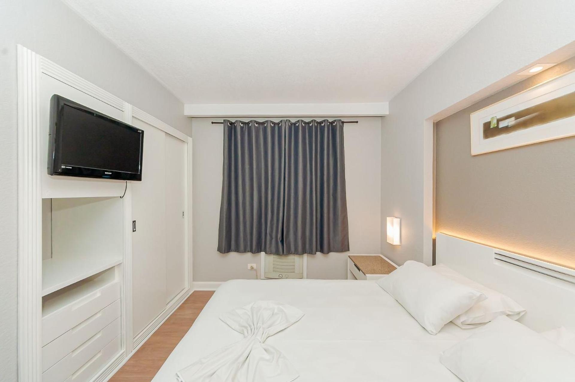 Apto-Flat Excelente Localizacao Centro-Batel - Somente Familiares Curitiba Eksteriør bilde